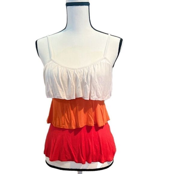 Color Block Tiered Top - Picture 6 of 9